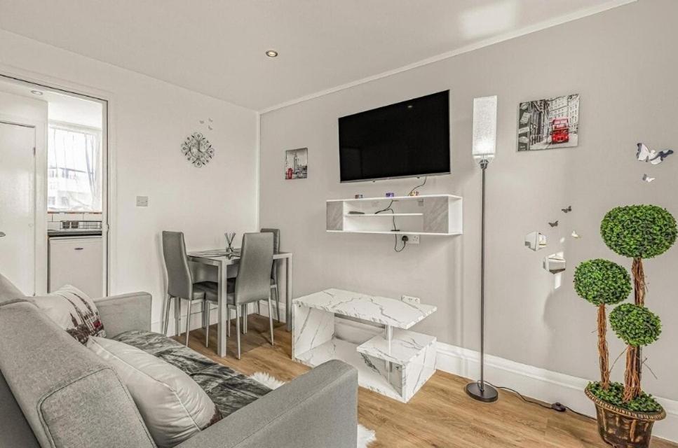 Amazing Marina-Overlooking 1Bed London Exterior foto