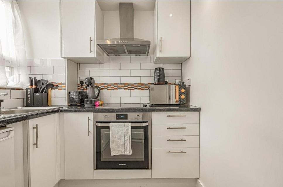Amazing Marina-Overlooking 1Bed London Exterior foto